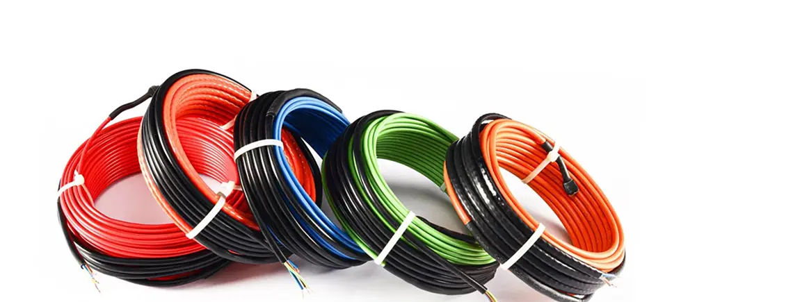 Cabluri electrice sub teracotă